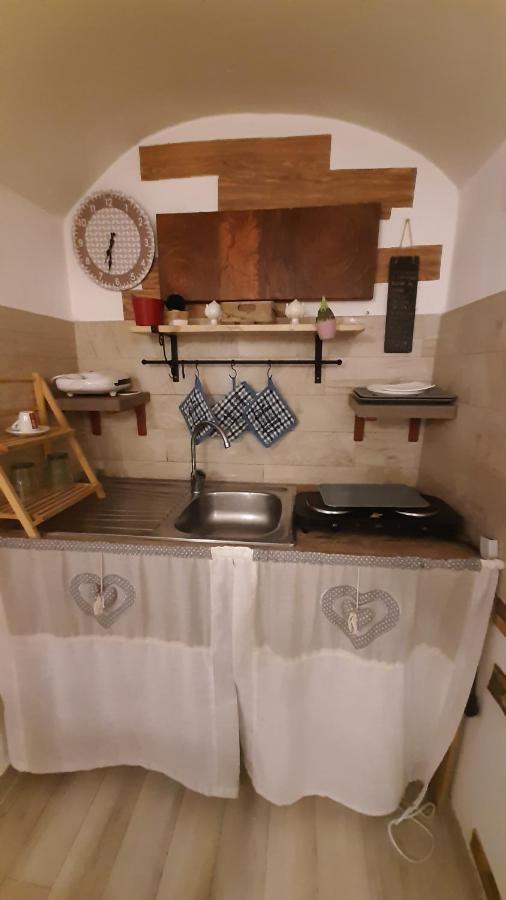 La Nicchia Del Borgo Lägenhet Taranto Exteriör bild